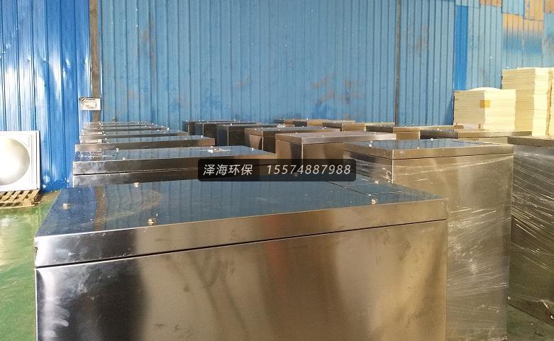 <a href=http://m.lining-shop.net.cn/ target=_blank class=infotextkey>不銹鋼保溫水箱</a>